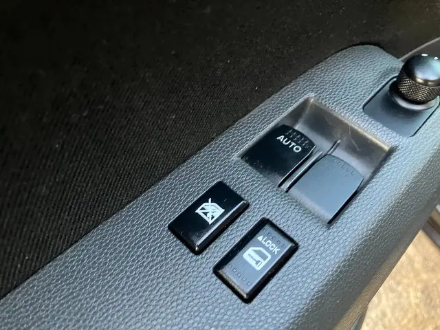 Suzuki Splash 1.2 Comfort Airco, Trekhaak 2014 Benzine 9