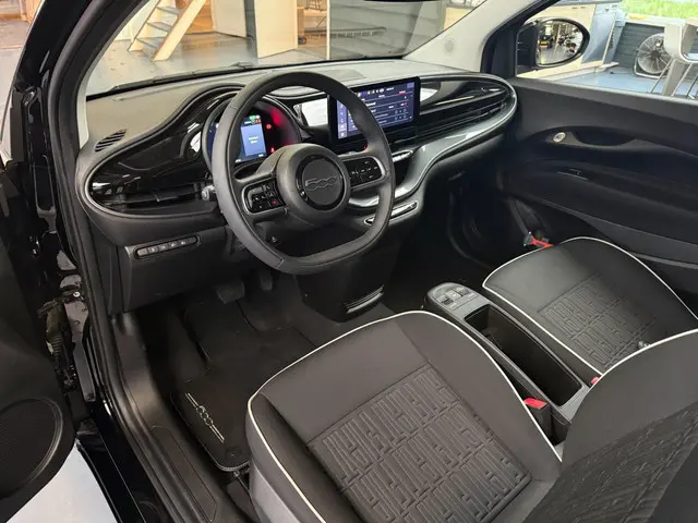 Fiat 500e Urban 42 kWh 2023 Elektrisch 5