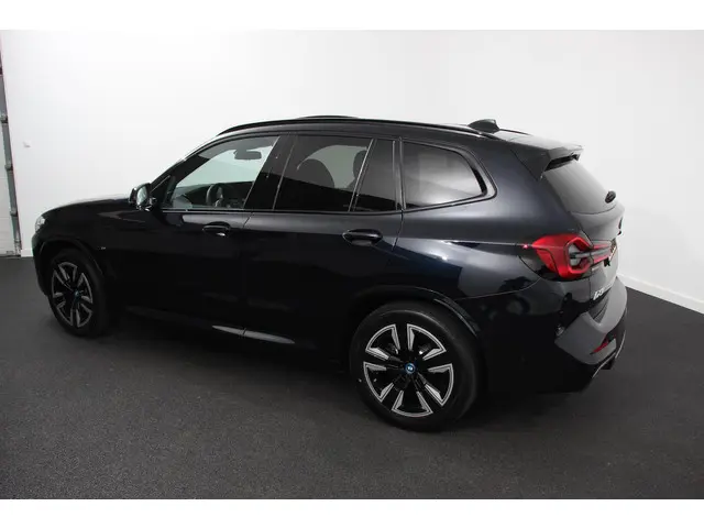 BMW iX3 Executive 74 kWh M-sport 2023 Elektrisch 26