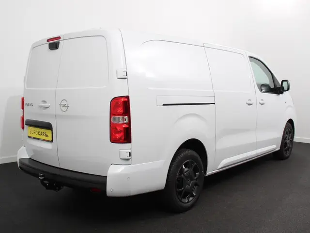 Opel Vivaro 1.5 Diesel 120 S&S L3 2024 Diesel 6