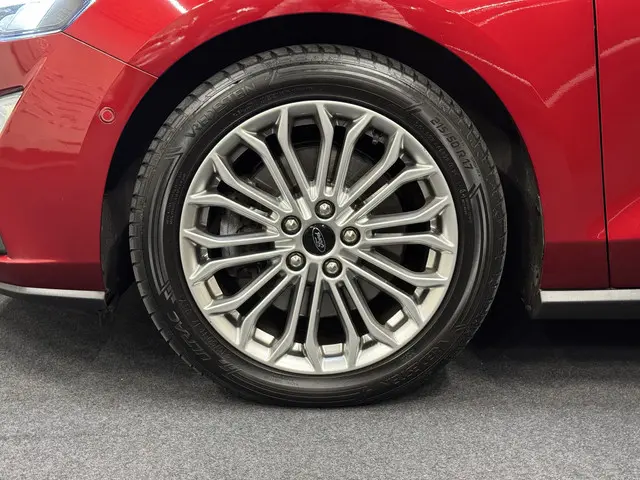 Ford Focus Wagon 1.0 EB Aut. Titanium 2020 Benzine 9