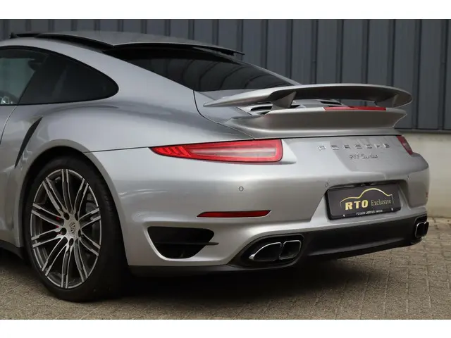 Porsche 911 3.8 Turbo 2013 Benzine 8