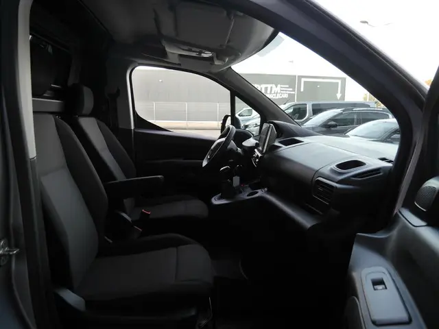 Peugeot Partner 1.5 BlueHDI Premium Long 2021 Diesel 11