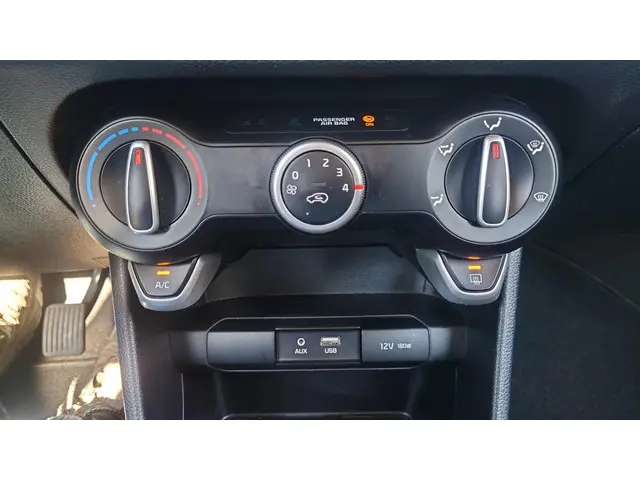 Kia Picanto 1.0 CVVT ComfortLine AC / NAVI 2017 Benzine 18