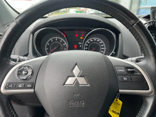 Mitsubishi ASX 1.6 Cleartec Intense+ 2015 Benzine 8