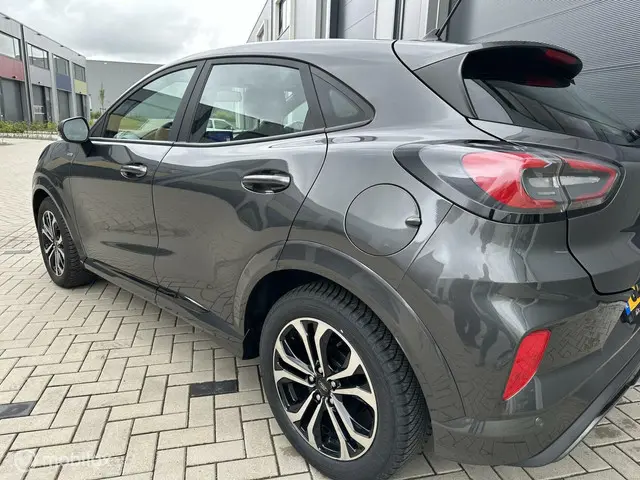 Ford Puma 1.0 EcoBoost Hybrid ST-Line 2023 Benzine 6
