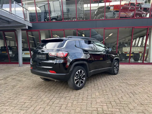Jeep Compass 1.5T e-Hybrid Limited 2023 Hybride Benzine 3