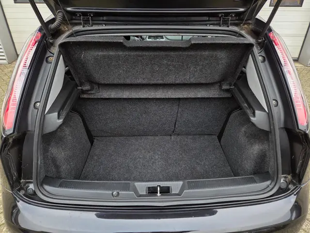 Fiat Punto Evo 0.9 TwinAir 2013 Benzine 17