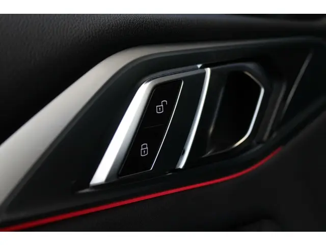 BMW 4 Serie Coupé 430i High Executive 2023 Benzine 31