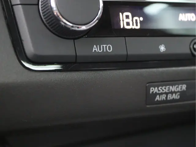 SEAT Ibiza 1.0 TSI FR Business Intense 2019 Benzine 56