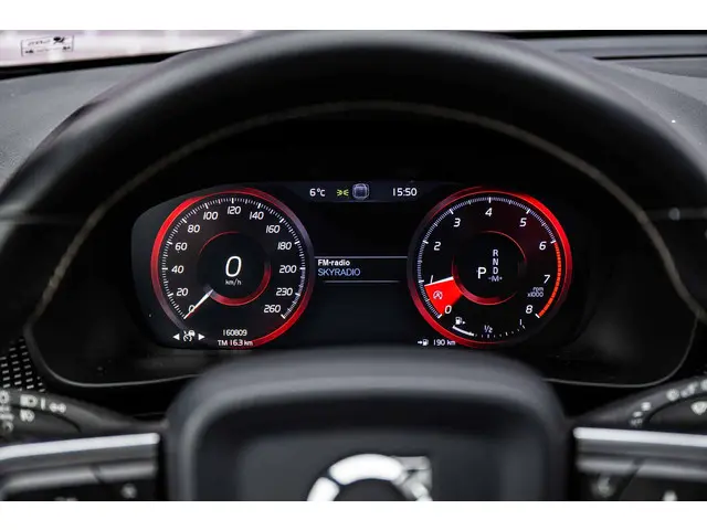 Volvo XC40 2.0 T4 R-Design 2019 Benzine 12