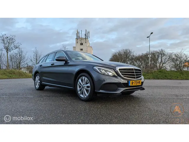 Mercedes-Benz C-Klasse Estate 180 Prestige 2015 Benzine 16