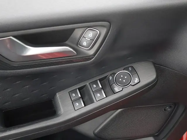 Ford Kuga 2.5 PHEV 225pk ST-Line X 2021 Hybride Benzine 21