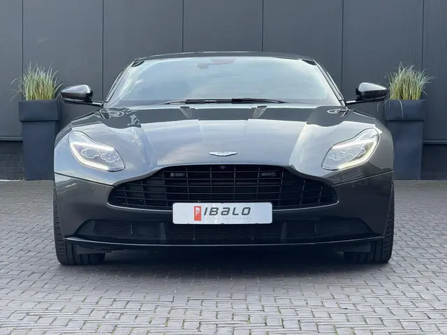Aston Martin DB11 5.2 V12 2017 Benzine 30