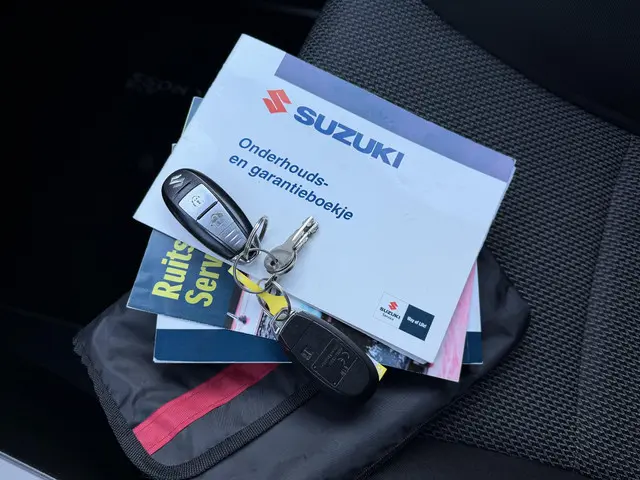 Suzuki S-Cross SX4 1.6 Exclusive 2015 Benzine 25