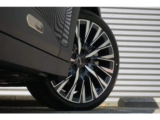MINI Aceman E 2025 Elektrisch 8