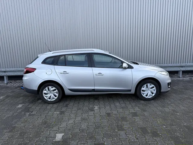 Renault Mégane Estate 1.6 Authentique 2012 Benzine 10
