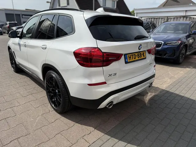 BMW X3 xDrive30e Executive 24372km 2021 Hybride Benzine 7