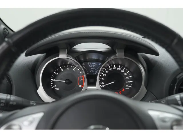 Nissan Juke DIG-T 116 N-Connecta 2019 Benzine 39