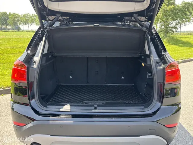 BMW X1 sDrive18i High Executive | Garantie | 2018 Benzine 19