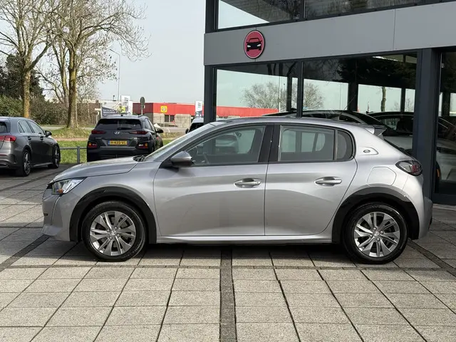 Peugeot e-208 Aut. EV Allure Pack 2020 Elektrisch 4