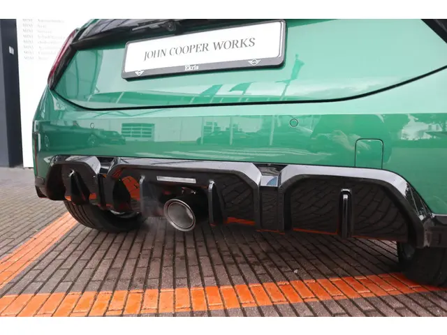 MINI 3-Deurs John Cooper Works 2025 Benzine 18