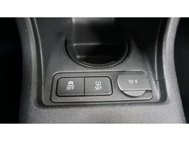 Volkswagen up! 1.0 BMT move up! 5 drs Airco 2018 Benzine 8
