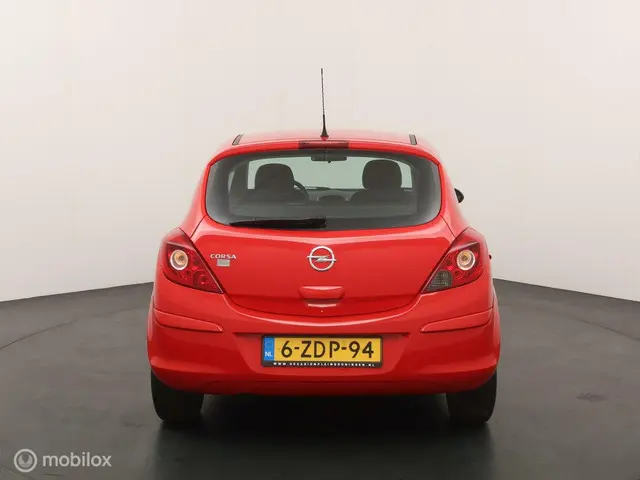 Opel Corsa 1.2-16V Berlin 2014 Benzine 5