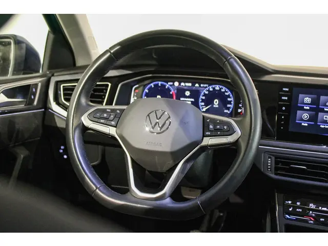 Volkswagen Polo 1.0 TSI Business PANO | IQ 2024 Benzine 22