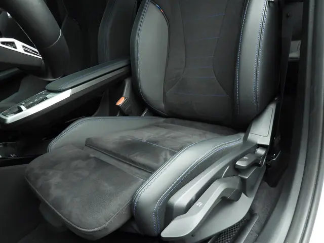 BMW X1 sDrive18i 2024 Benzine 24