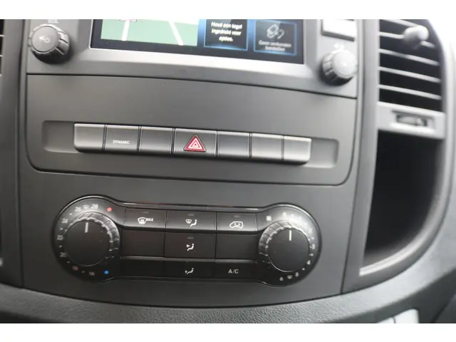 Mercedes-Benz eVito 112 L3 60 kWh Led 2025 Elektrisch 25