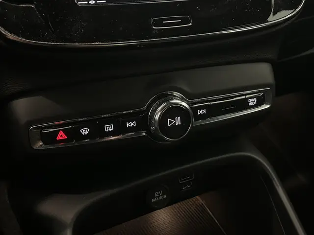 Volvo XC40 1.5 T4 Recharge R-Design 2021 Hybride Benzine 13