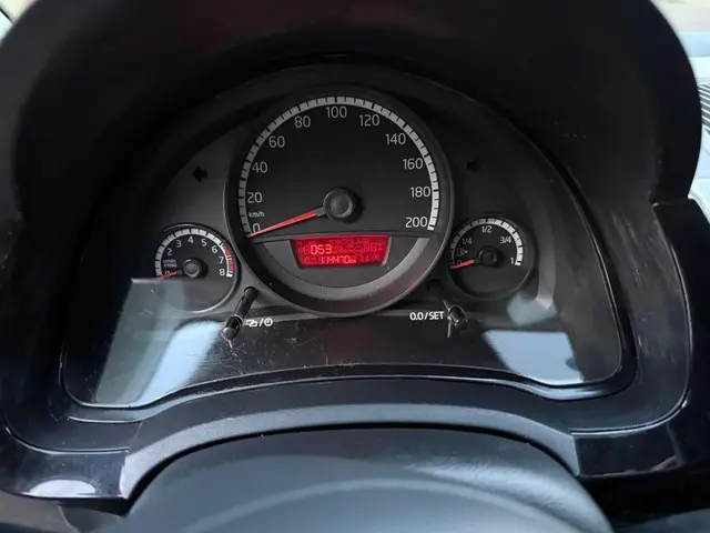 Volkswagen up! 1.0 move up! BlueMotion 2013 Benzine 4