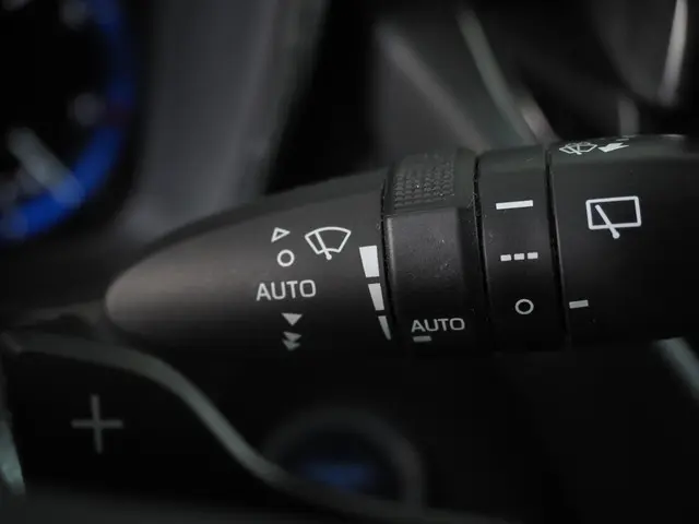 Toyota Corolla 2.0 Hybrid Executive 2019 Hybride Benzine 15