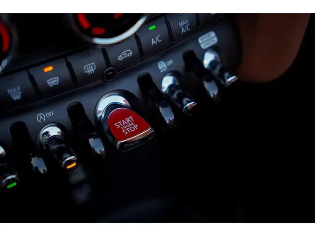 MINI Cooper S Cabrio Mini 2.0 Hammersmith 2021 Benzine 49