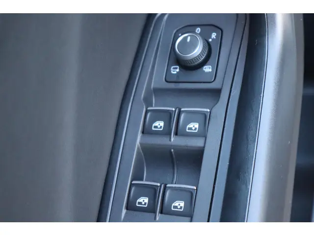 Volkswagen T-Roc 1.5 TSI Sport Business R 2020 Benzine 20