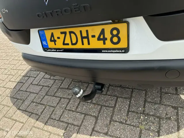 Citroën C4 Cactus NIEUWE APK 1.2 e-VTi Shine 2014 Benzine 9
