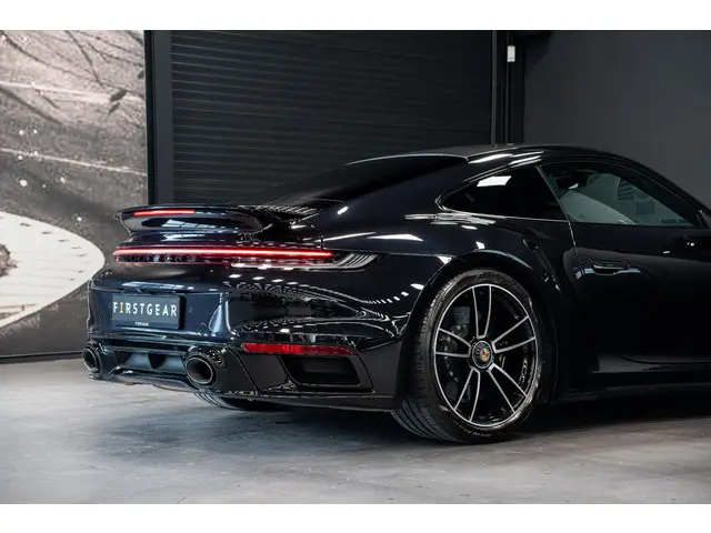 Porsche 911 3.8 Turbo S 2020 Benzine 24