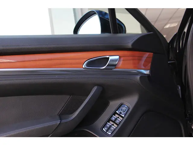 Porsche Panamera 4.8 S 2012 Benzine 41