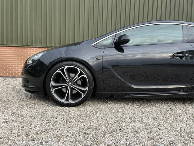 Opel Astra GTC 1.6 Turbo Sport - OPC Pakket 2012 Benzine 48