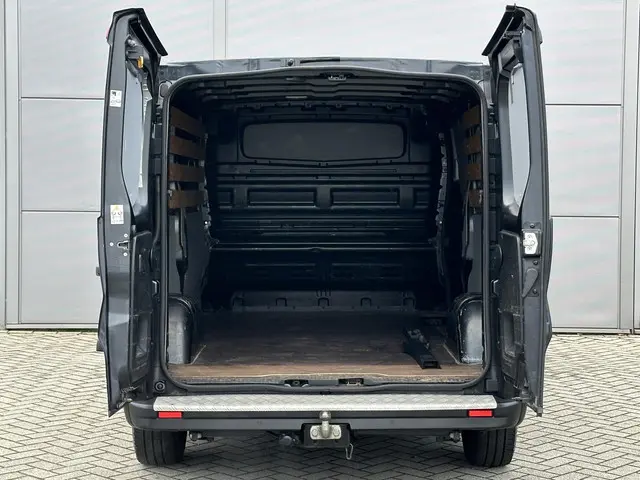 Renault Trafic 2.0 dCi 145 T29 L2H1 Comfort 2021 Diesel 11