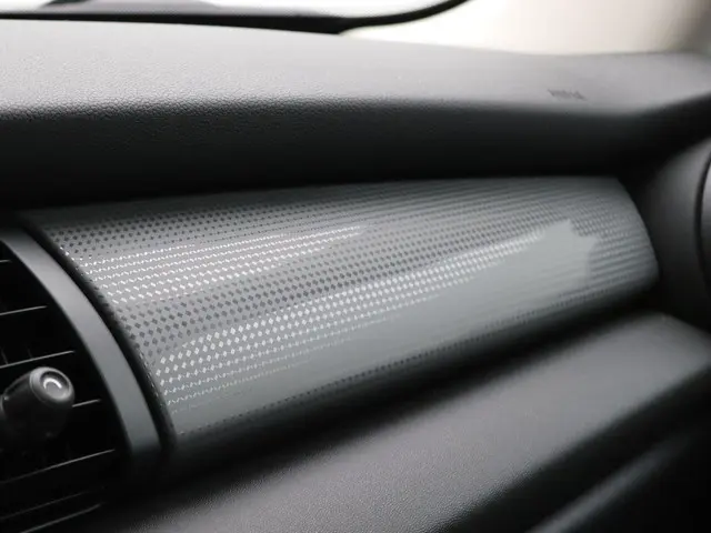 MINI 3-Deurs Cooper 2020 Benzine 20