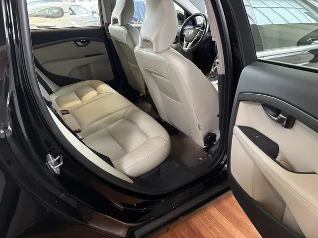 Volvo V70 2.0 D3 Polar+ 2016 Diesel 19