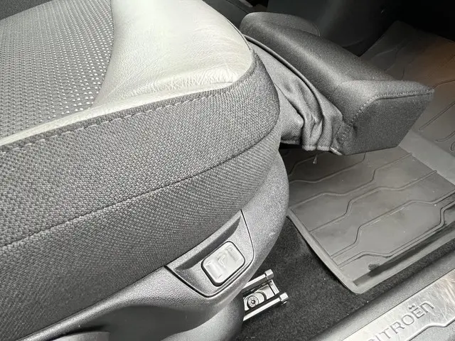 Citroën C4 Spacetourer 1.6 THP Aut. Shine 2019 Benzine 21