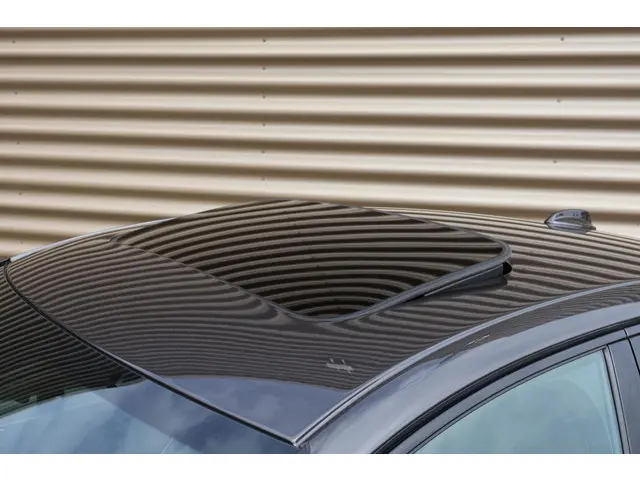 Volvo S90 T8 AWD Ultimate Dark 2024 Hybride Benzine 12
