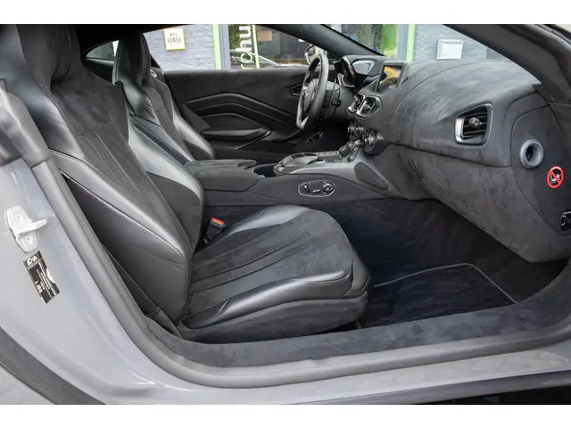 Aston Martin V8 Vantage 4.0 2018 Benzine 13