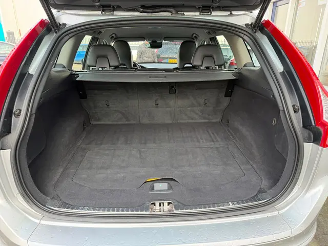 Volvo XC60 2.0 D4 FWD SUMMUM 2017 Diesel 16