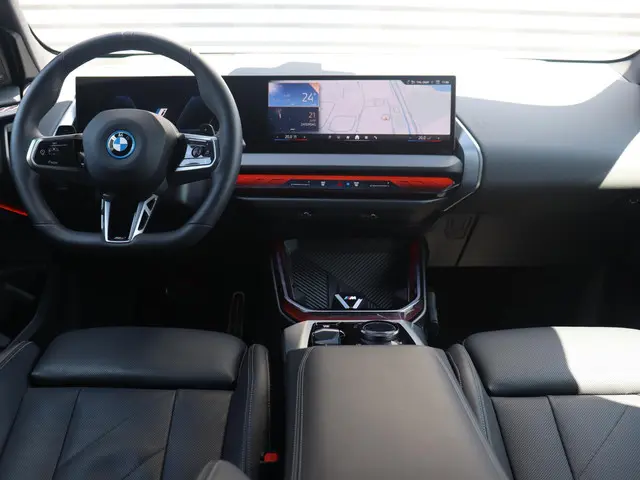 BMW X3 30e xDrive 2025 Hybride Benzine 11