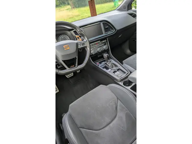 SEAT Leon ST 2.0 TSI CUPRA 300 400+PK 2017 Benzine 22