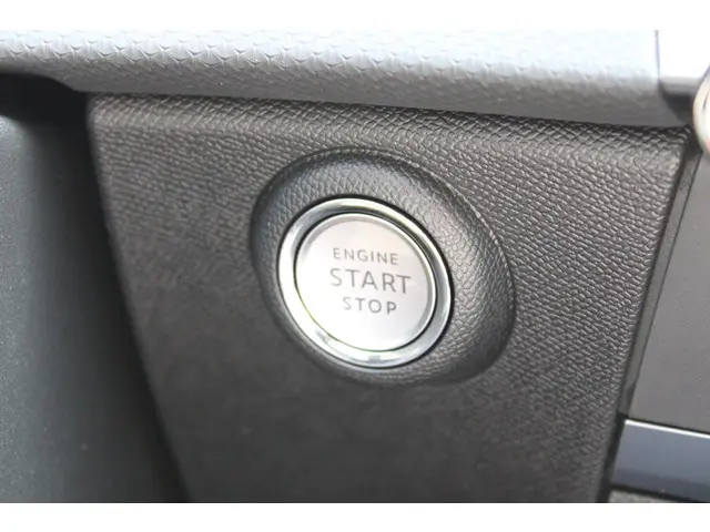 Opel Astra Sports Tourer 1.2 Turbo GS 2025 Benzine 33